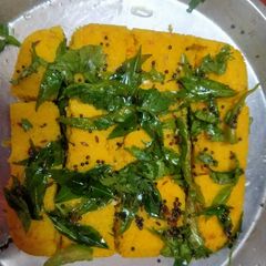 A picture of Dhokla.
