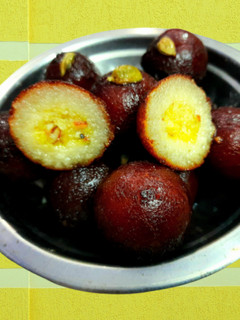 காலா குளோப் ஜாமுன் (Kaala gulab jamun recipe in tamil) செய்முறை முக்கிய புகைப்படம்
