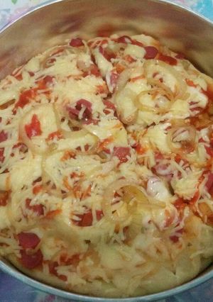 Foto resep Pizza empuk, simpel, maknyus