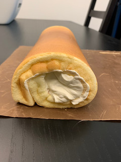 香草牛奶餡蛋糕捲 的食譜成品照片