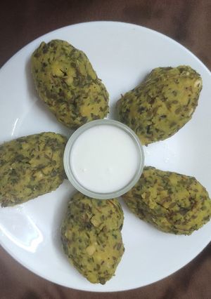 चिवईचे फुनके (Chivaiche Funke Recipe In Marathi) रेसिपी चे मुख्य फोटो 
