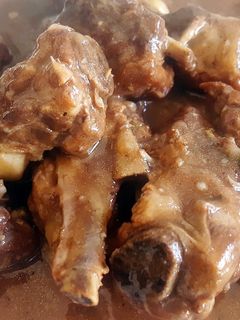 Una foto de Costilla de cerdo en salsa