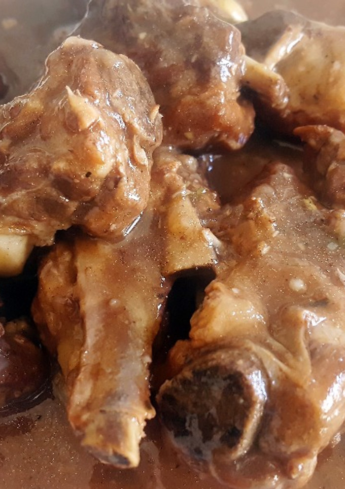Una foto de Costilla de cerdo en salsa