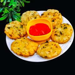 A picture of Leftover Rice Vada.
