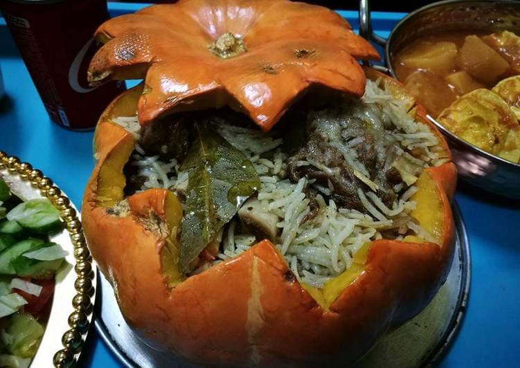 Pumpkin stuffed rice