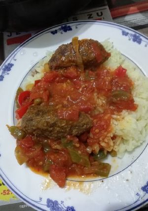 صورة لوصفة كباب هندي مع رز