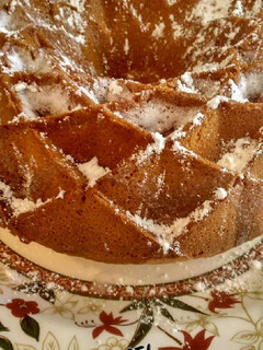 Una foto de Bundt cake de horchata