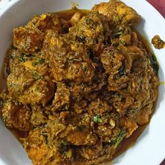 A picture of Mint chicken masala.