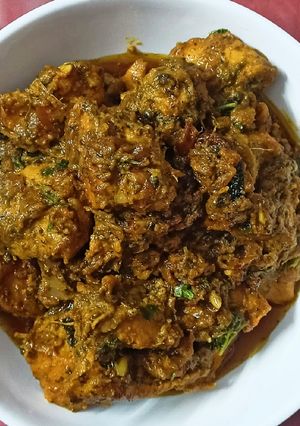 A picture of Mint chicken masala.