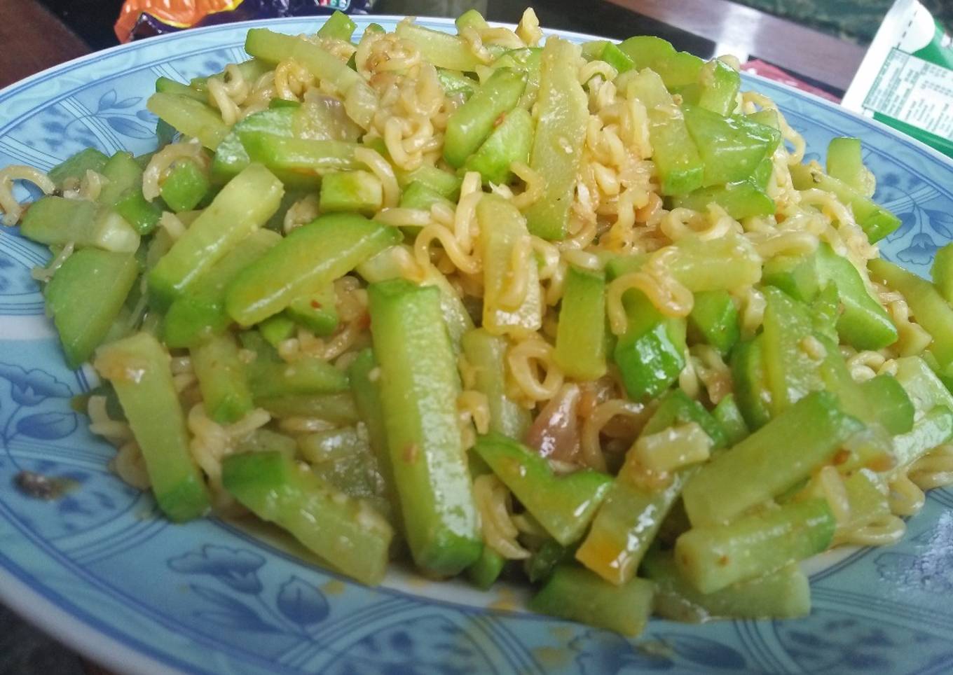 Oseng labu mi ayam geprek