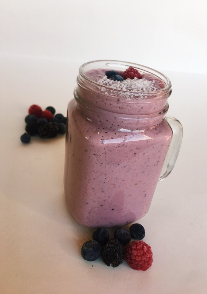 Una foto de Batido de frutos rojos