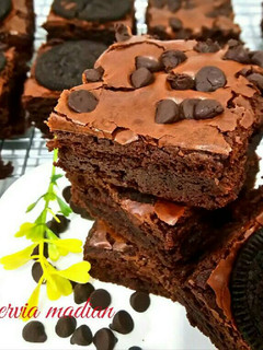 Foto resep Chewy and shiny brownies