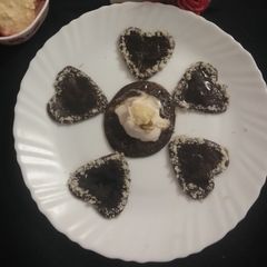A picture of Chocolatey coconut malpua.