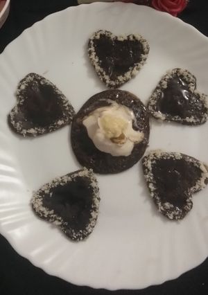 A picture of Chocolatey coconut malpua.
