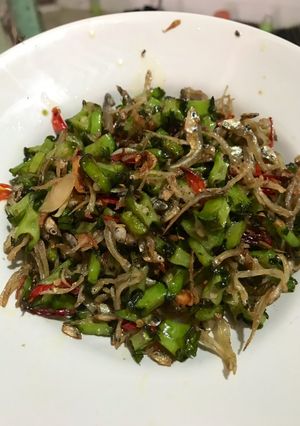 Foto resep Tumis Kecipir Teri Asin
