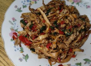 Foto resep 🟨Tumis Jamur Tiram ▶️ Sautéed Oyster Mushrooms🟥