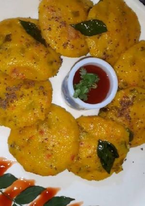A picture of Masala idli.