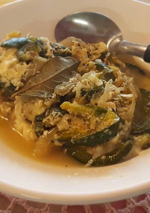 Una foto de Zapallitos y aros de cebolla ¡Salteado light!