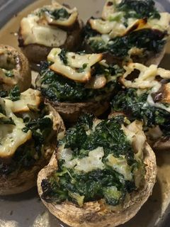 Una foto de Champiñones rellenos de espinacas