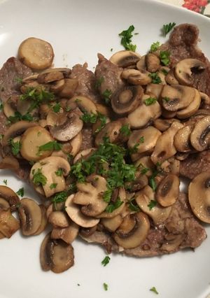 Foto di Scaloppine ai funghi Champignon