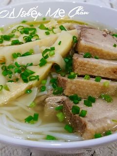 Hình của món Bún măng vịt.
