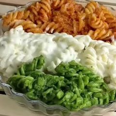 A picture of Tricolor Pasta.