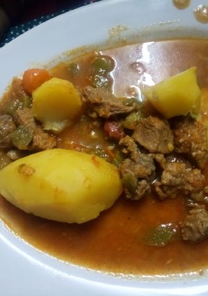 A picture of Meat potatoes.