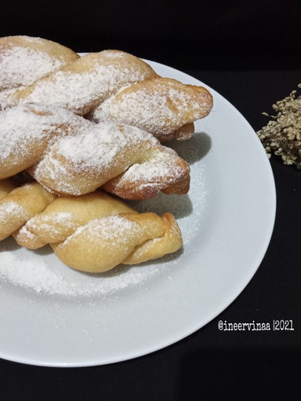 Bagaimana Menyiapkan Donat kepang, Lezat