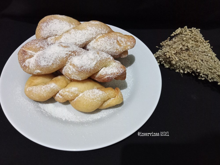 Bagaimana Menyiapkan Donat kepang, Lezat