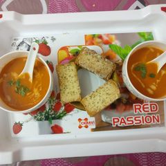 A picture of Hotel style tomato soup.