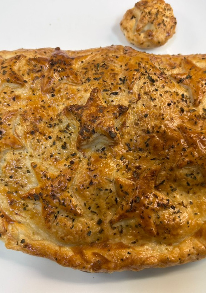 Una foto de Hojaldre de Frankfurt, bacon y queso en Airfryer Cosori