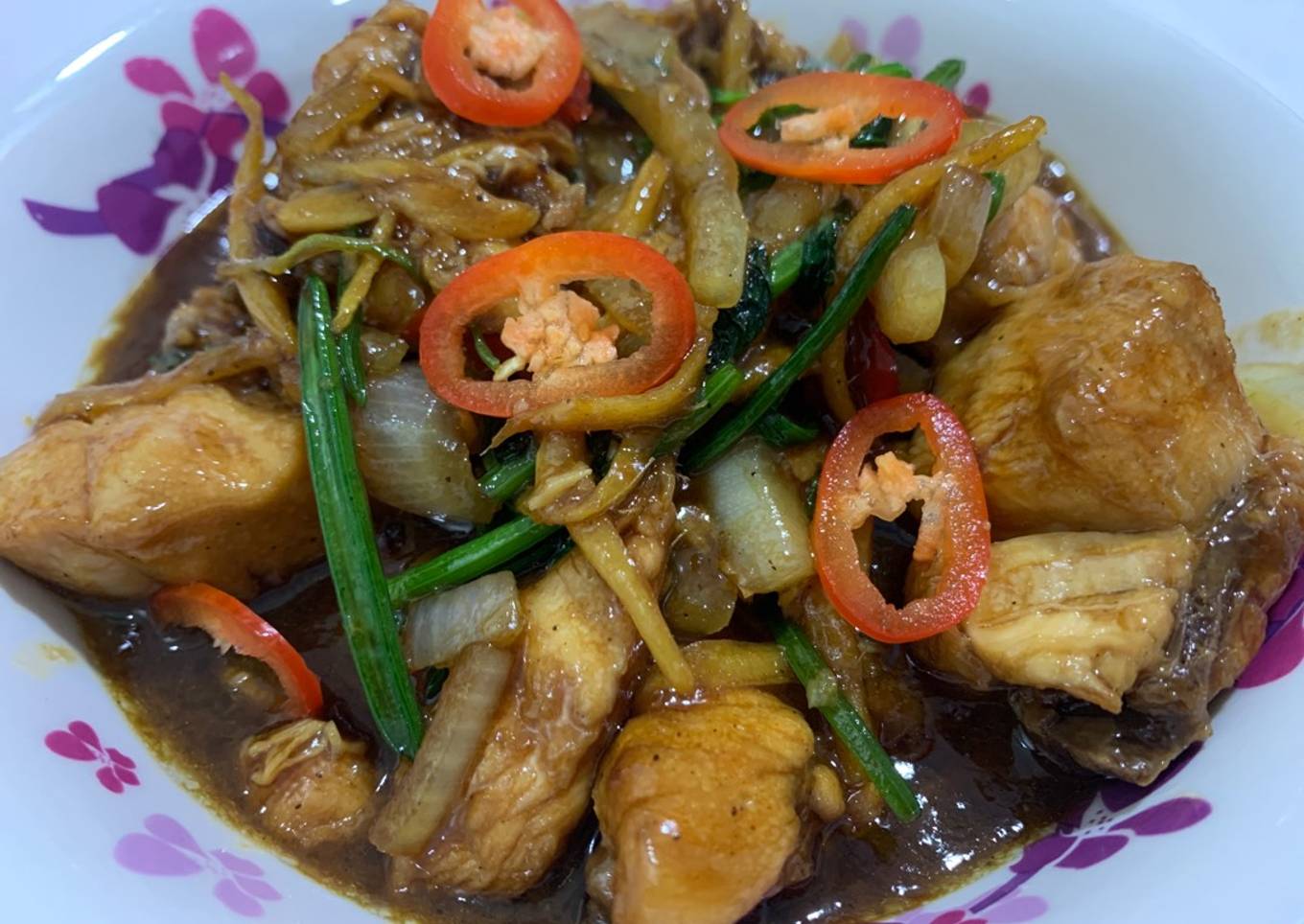Ayam dimasak saus tiram