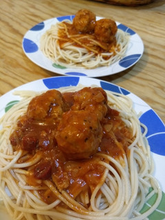 Una foto de Spaghetti con albóndigas