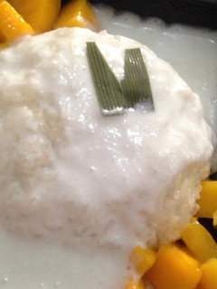 Foto resep MANGO STICKY RICE #fibercreme