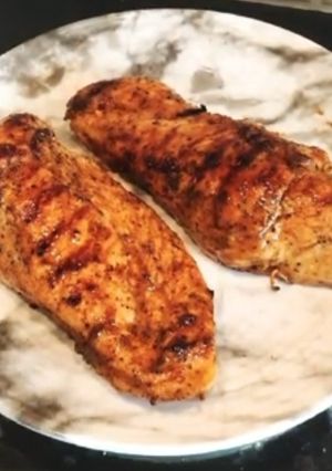 A picture of Grilled Chicken (Homemade).
