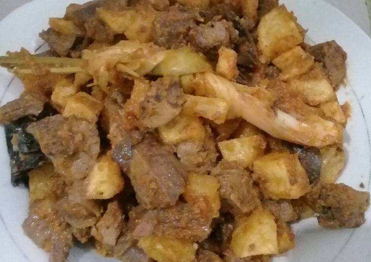 Sambel goreng ati ampela kentang
