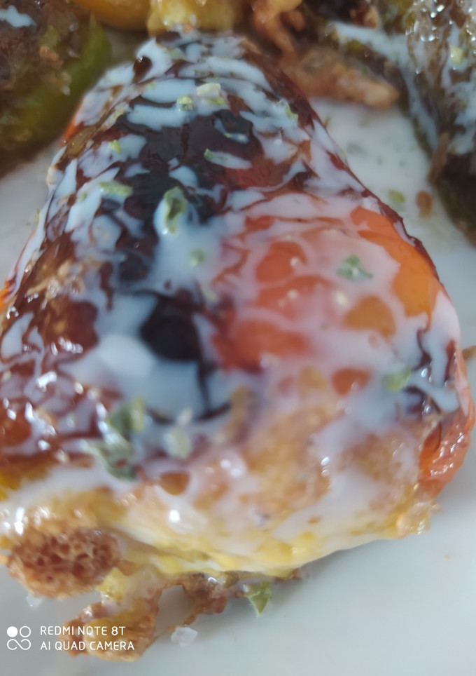 Una foto de Pimientos de Arnoia rellenos de tortilla