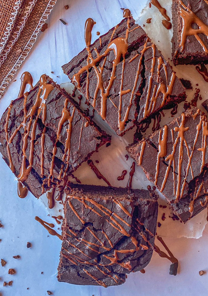 Una foto de Brownie con alubias judiones