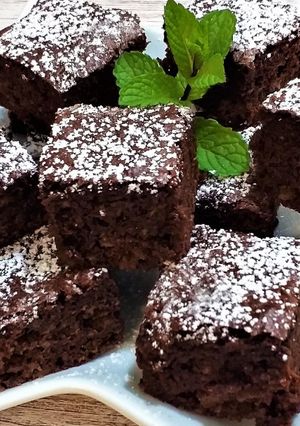 Una foto de Bizcocho de chocolate con manzana