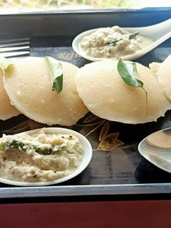 सूजी इडली (Suji idli recipe in hindi) रेसिपी मुख्य फोटो