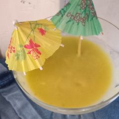 A picture of Mango and avocado smoothie.