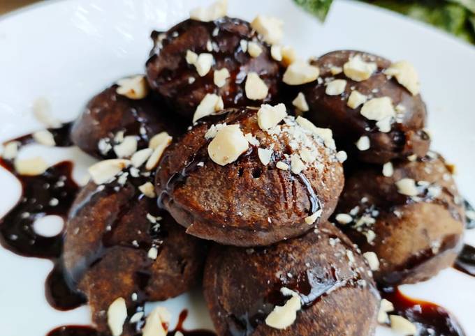 Recipe of Speedy Chocolate paniyaram cake(eggless)