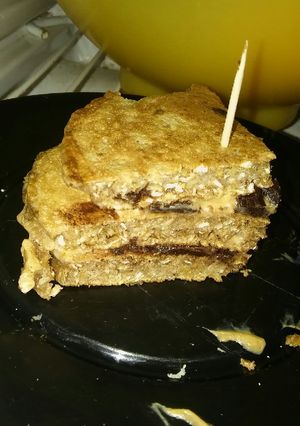 Una foto de Hot Cakes de avena y coco👑...😋