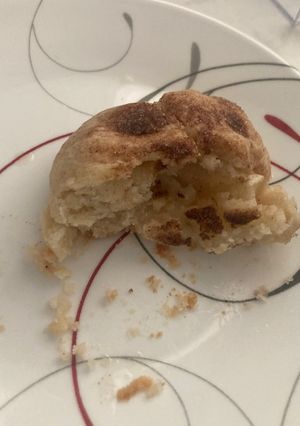 A picture of Apple pie bites.