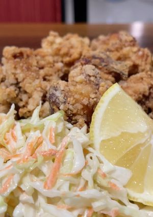 Hình của món Gà Karaage.