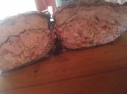 Una foto de carne rellena panceta