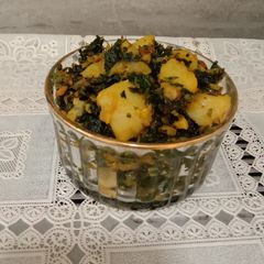 A picture of Aloo Methi.
