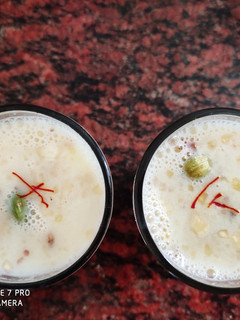 ரைஸ் கீர் (Rice kheer recipe in tamil) செய்முறை முக்கிய புகைப்படம்