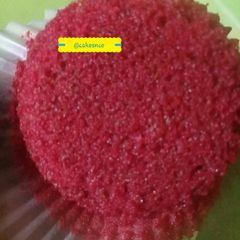 A picture of Oil base red velvet cake.
