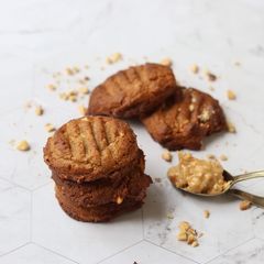 A picture of Peanut butter cookies.
